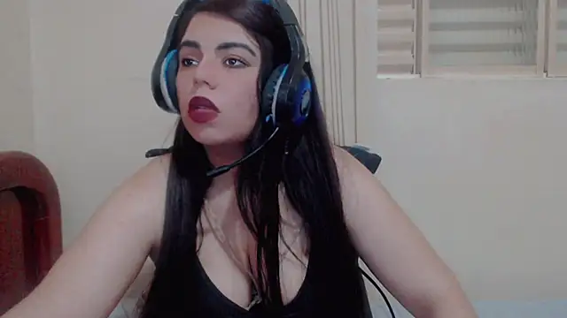 Snapshot of AgathaMendes chatting on 15, 10, 2025 AgathaMendes online show from 15, 10, 2025