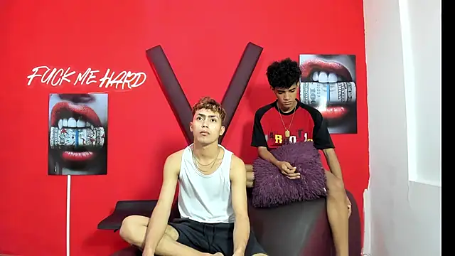 VERY HOT GUYS online show from 2, 4, 2026