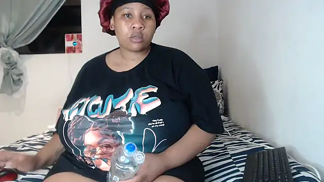 Snapshot of PIXIEBITCHXXX26 chatting on 14, 10, 2025 PIXIEBITCHXXX26 online show from 14, 10, 2025