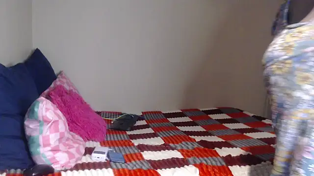 PIXIEBITCHXXX26 online show from 24, 4, 2026