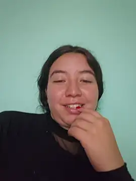 annyaparis online show from 5, 11, 2025