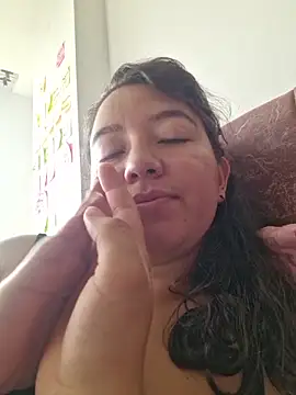 annyaparis online show from 1, 3, 2026