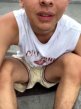 Snapshot of LiamMyst chatting on 7, 1, 2026 LiamMyst online show from 7, 1, 2026