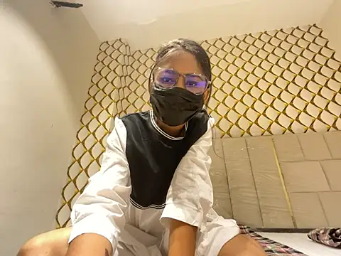 dubyzubygirl online show from 6, 10, 2025