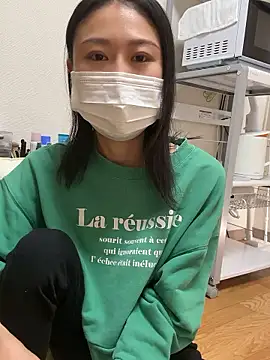 Snapshot of mia2_jp chatting on 3, 11, 2025 mia2 jp online show from 3, 11, 2025