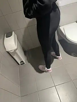 latingangsex online show from 14, 1, 2026