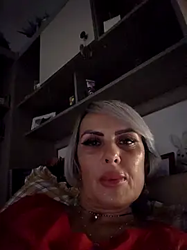 Snapshot of KirraWhite chatting on 21, 10, 2025 KirraWhite online show from 21, 10, 2025