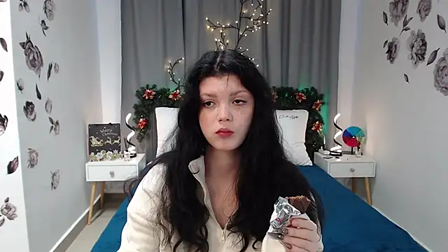 Snapshot of MileyRood chatting on 22, 12, 2025 MileyRood online show from 22, 12, 2025