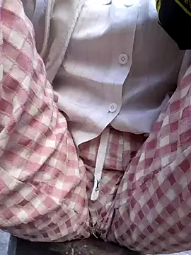 Snapshot of Bum_538 chatting on 15, 11, 2025 Bum 538 online show from 15, 11, 2025