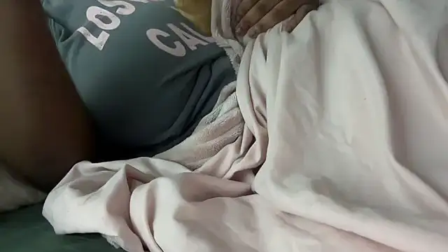 Snapshot of nanaisbackk chatting on 27, 10, 2025 nanaisbackk online show from 27, 10, 2025