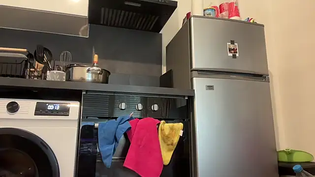 Snapshot of nanaisbackk chatting on 4, 11, 2025 nanaisbackk online show from 4, 11, 2025