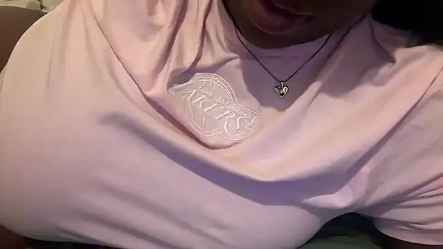 nanaisbackk online show from 3, 3, 2026