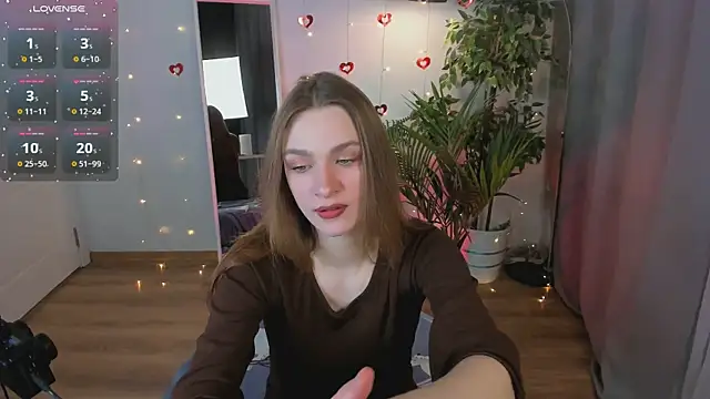 Snapshot of PollyMayer chatting on 8, 2, 2026 PollyMayer online show from 8, 2, 2026