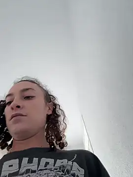 Snapshot of Martyca_Beee chatting on 21, 3, 2026 Martyca Beee online show from 21, 3, 2026