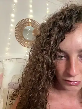 Snapshot of Martyca_Beee chatting on 3, 4, 2026 Martyca Beee online show from 3, 4, 2026