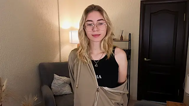 KatherineWill online show from 8, 10, 2025