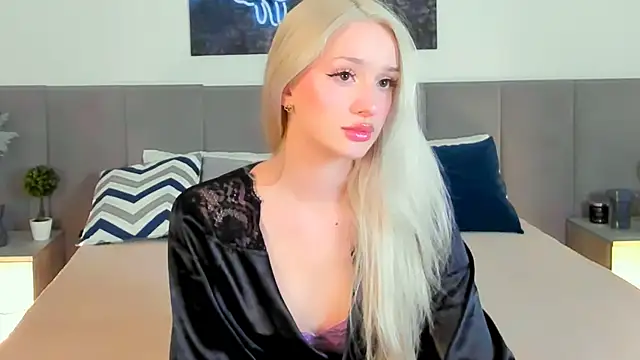 Snapshot of SugarWhisper chatting on 21, 11, 2025 SugarWhisper online show from 21, 11, 2025