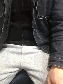 Snapshot of chougegg0214 chatting on 20, 12, 2025 chougegg0214 online show from 20, 12, 2025