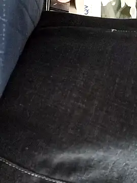 chougegg0214 online show from 6, 1, 2026