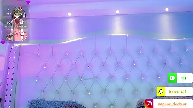 Snapshot of Daphnne_XXX chatting on 11, 10, 2025 Daphnne XXX online show from 11, 10, 2025