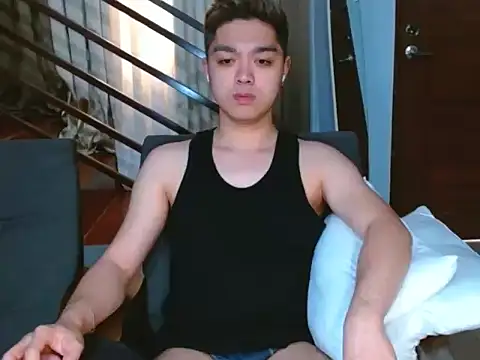 Snapshot of JayKarLo chatting on 24, 3, 2026 JayKarLo online show from 24, 3, 2026