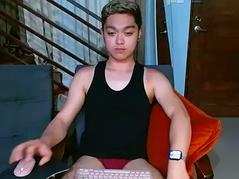 Snapshot of JayKarLo chatting on 10, 4, 2026 JayKarLo online show from 10, 4, 2026