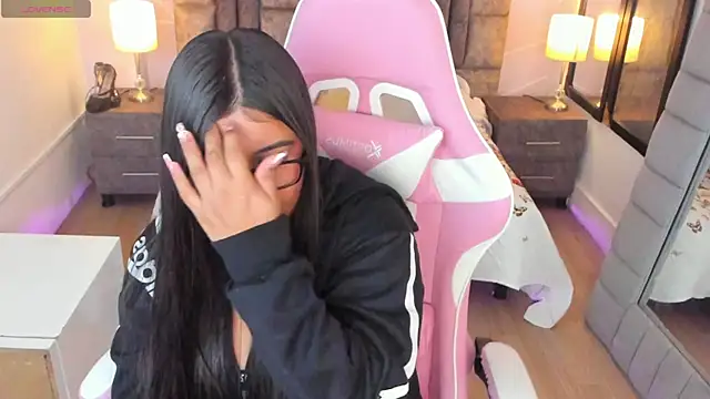 AnnaSwift  online show from 13, 1, 2026