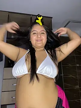 Snapshot of AnnaSwift_ chatting on 1, 3, 2026 AnnaSwift online show from 1, 3, 2026