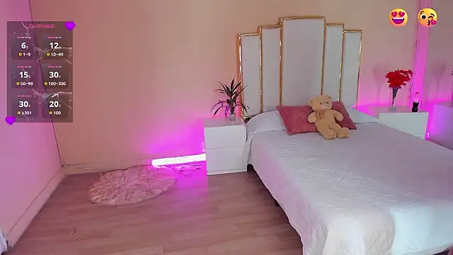 Snapshot of AnnaSwift_ chatting on 6, 3, 2026 AnnaSwift online show from 6, 3, 2026