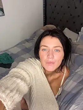 LolaReaX online show from 10, 2, 2026