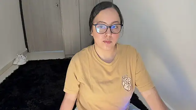 Venus cat  online show from 5, 10, 2025