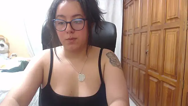 Venus cat  online show from 9, 4, 2026
