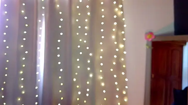 Snapshot of emma_web_ chatting on 25, 2, 2026 emma web online show from 25, 2, 2026