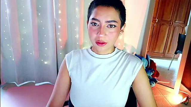 Snapshot of emma_web_ chatting on 6, 3, 2026 emma web online show from 6, 3, 2026