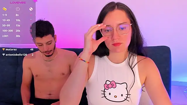 Snapshot of josh_and_val chatting on 17, 10, 2025 josh and val online show from 17, 10, 2025