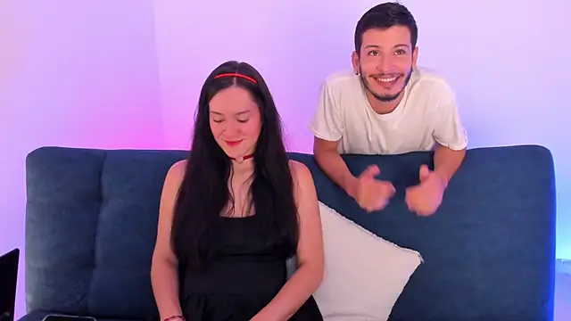 Snapshot of josh_and_val chatting on 22, 10, 2025 josh and val online show from 22, 10, 2025