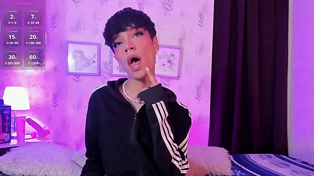 Snapshot of alana_madison10 chatting on 16, 10, 2025 alana madison10 online show from 16, 10, 2025