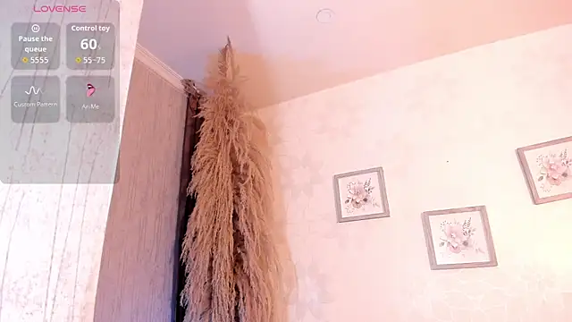 Snapshot of alana_madison10 chatting on 13, 11, 2025 alana madison10 online show from 13, 11, 2025