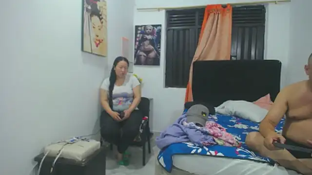 Snapshot of Meloncillo_and_Babyliss99 chatting on 12, 4, 2026 Meloncillo and Babyliss99 online show from 12, 4, 2026