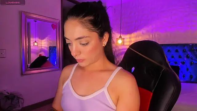 Snapshot of isaa_dl chatting on 4, 11, 2025 isaa dl online show from 4, 11, 2025