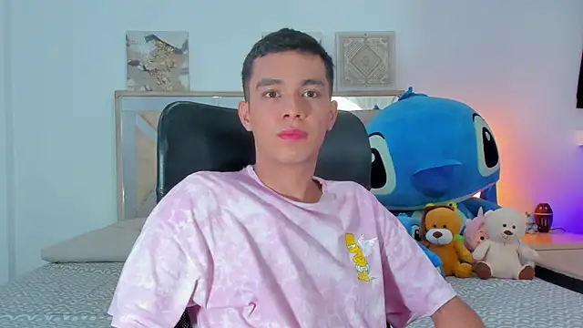 Snapshot of Boy_sexy70 chatting on 1, 10, 2025 Boy sexy70 online show from 1, 10, 2025