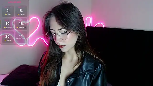 Snapshot of fanyabbey chatting on 14, 10, 2025 fanyabbey online show from 14, 10, 2025