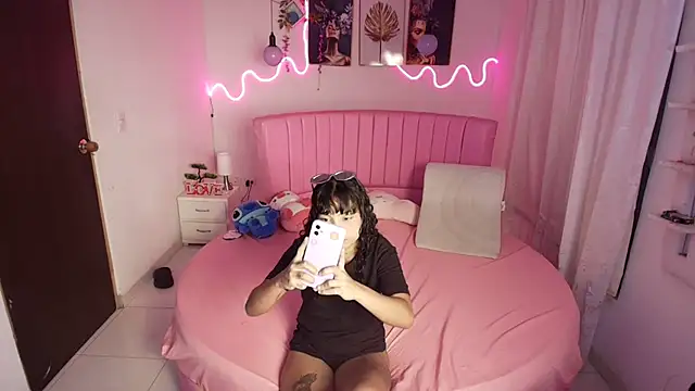 Sheyla vegas online show from 22, 10, 2025