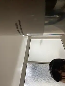 Snapshot of jeff2995_ chatting on 24, 10, 2025 jeff2995 online show from 24, 10, 2025