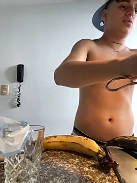 Snapshot of jeff2995_ chatting on 12, 11, 2025 jeff2995 online show from 12, 11, 2025