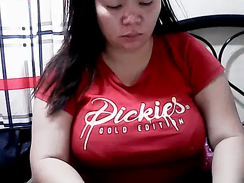 HornyPussie69 online show from 25, 3, 2026