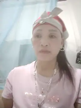 Snapshot of meo-meo00 chatting on 25, 10, 2025 meo-meo00 online show from 25, 10, 2025