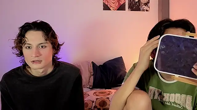 Snapshot of Darcy_and_Stolas chatting on 4, 5, 2026 Darcy and Stolas online show from 4, 5, 2026