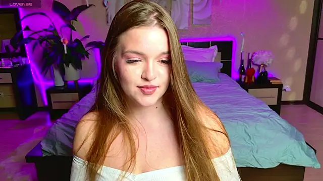 Snapshot of EmilyWhispers chatting on 19, 6, 2026 EmilyWhispers online show from 19, 6, 2026