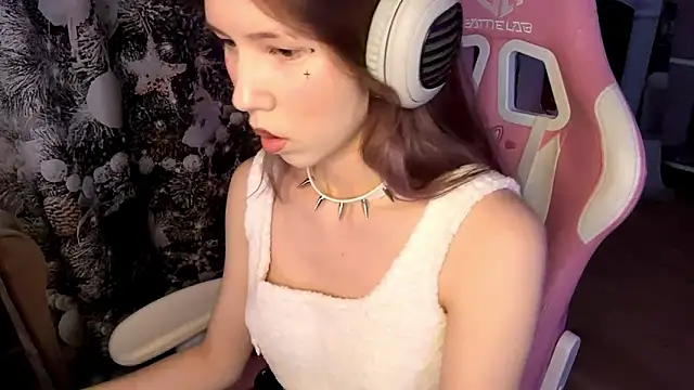 Snapshot of Jerrieberry chatting on 13, 11, 2025 Jerrieberry online show from 13, 11, 2025